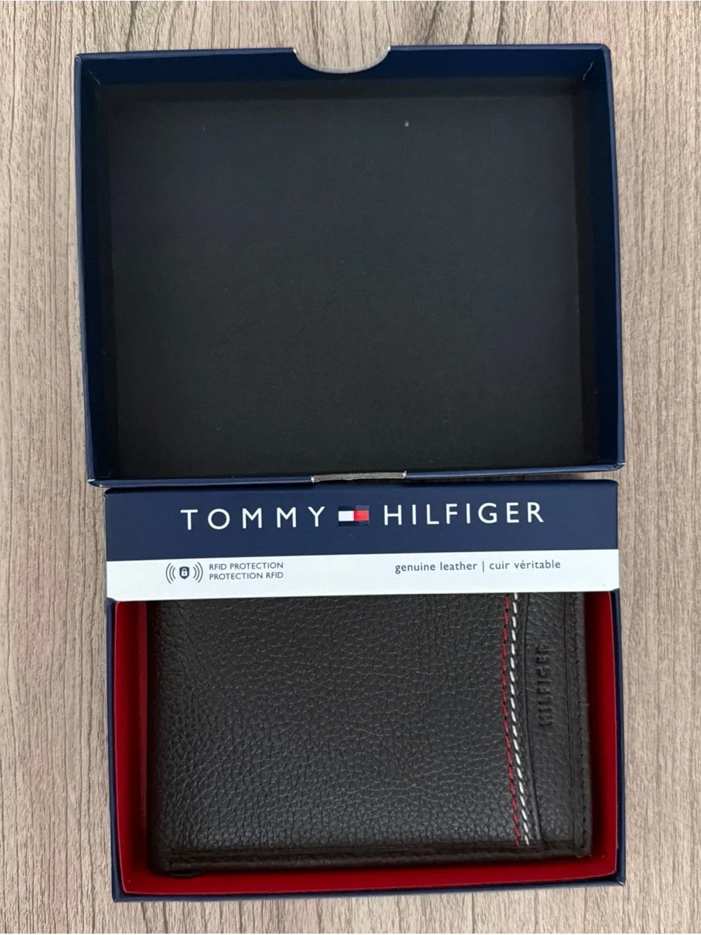 Tommy Hilfiger Brown Leather Bifold Wallet with Red & White Stitching New